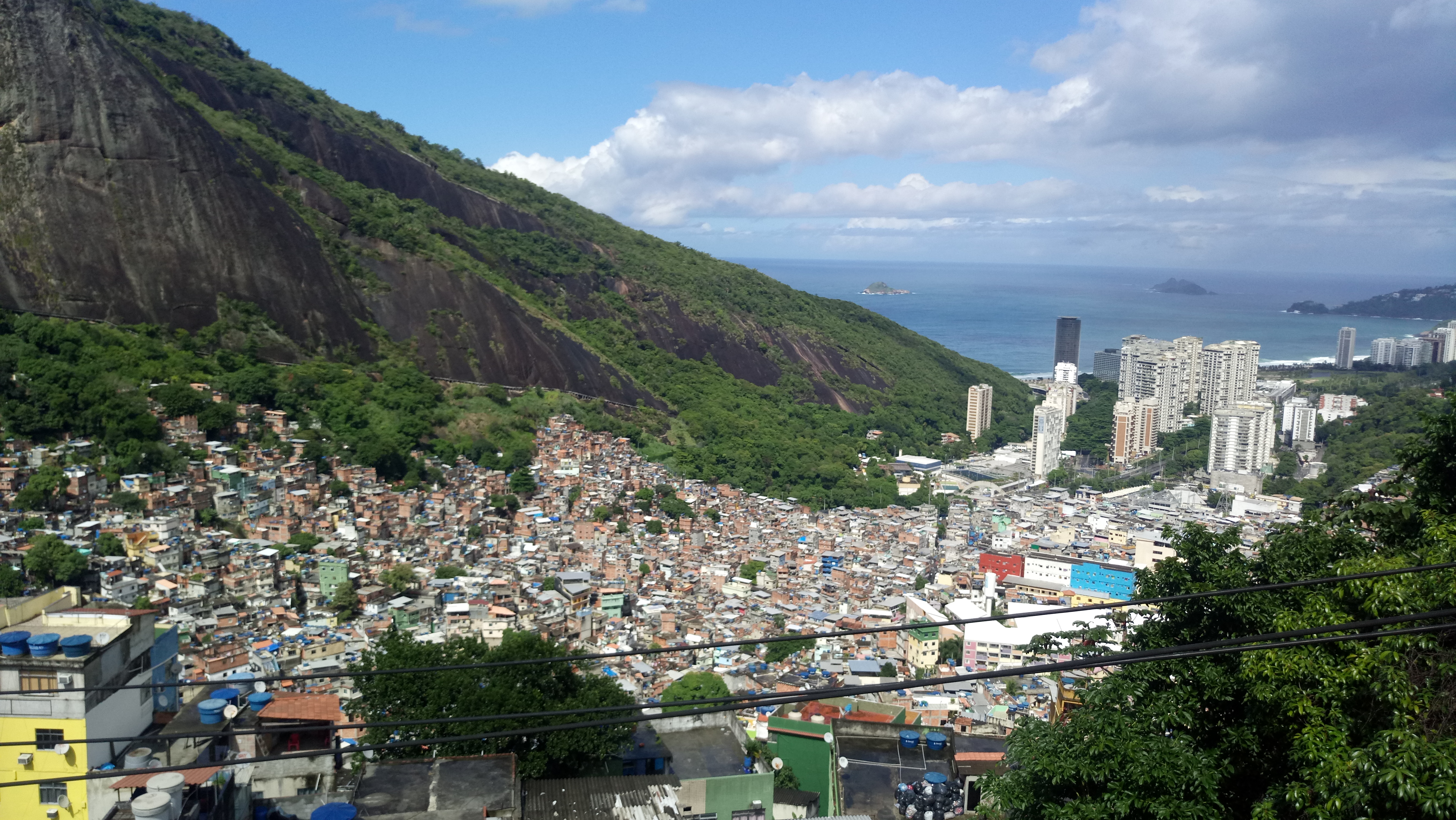 ブラジルのスラム ファベーラを6時間歩いてみた結果 Investment Globetrotter 投資家から見た世界